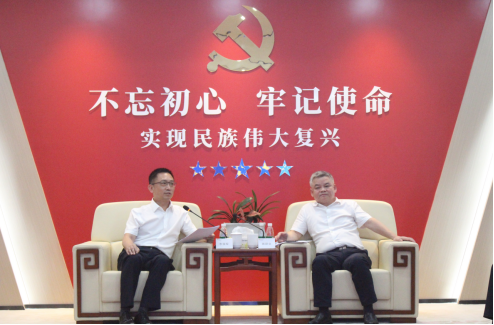 座谈会现场.png